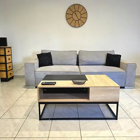 Joli T2 Centre Proximite Et Port * بروبرِيانّو